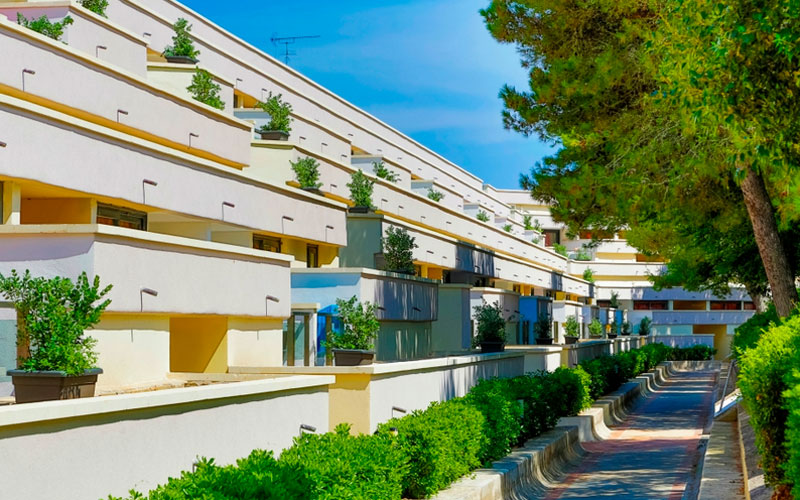 BRAVO ALIMINI RESORT